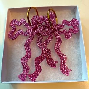 Big glittery bow earrings - brand new!